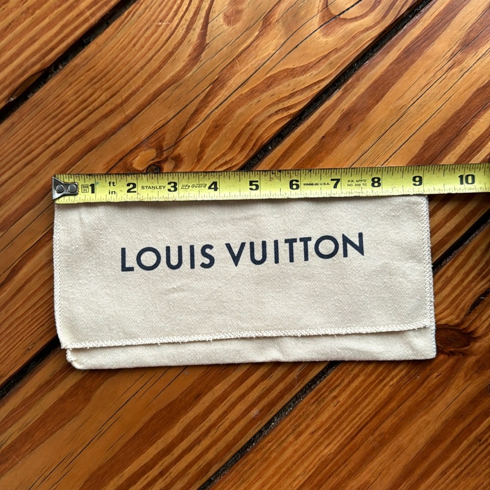 Louis Vuitton • Dustbag (long wallet)